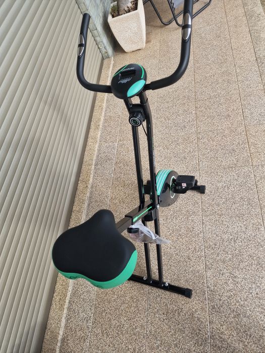 bicicleta de exercício dobrável MERACH MR-S15.