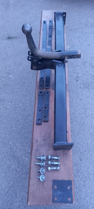 Продам фаркоп Рено Меган 3 BOSAL