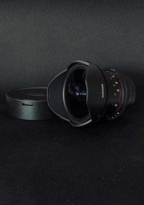 Samyang 14mm T3.1 UMC VDSLR II para Canon ou Blackmagic
