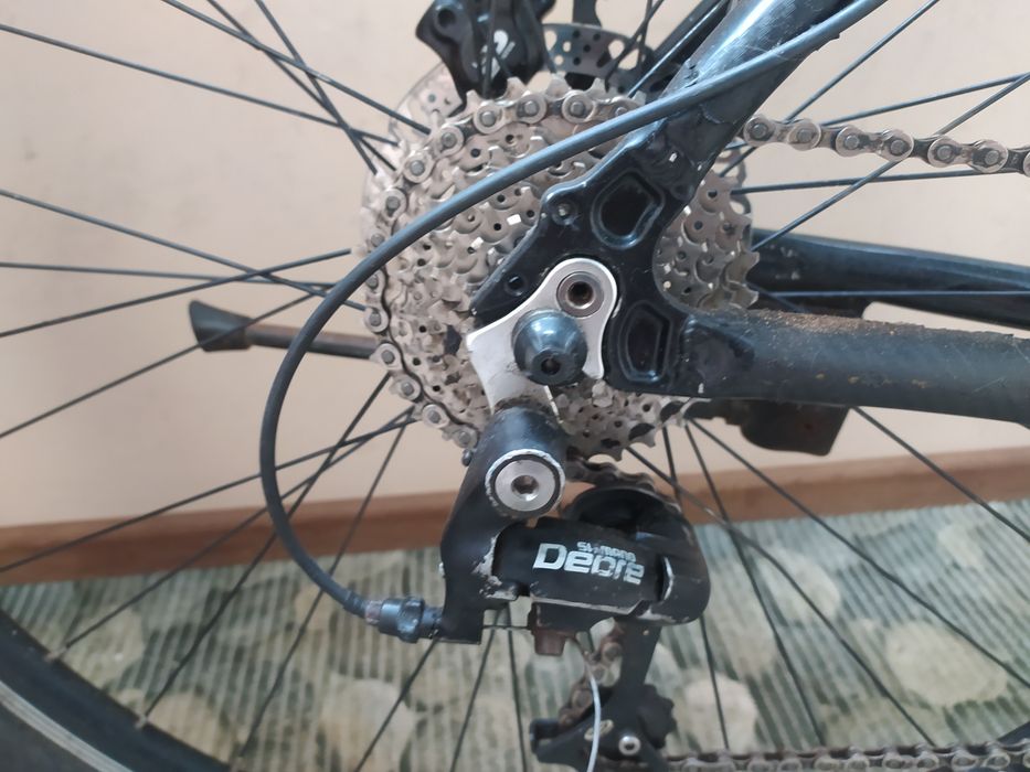 Specialized Hardrock 26 size 17 + niner Crossbike on Shimano Deore Hyd