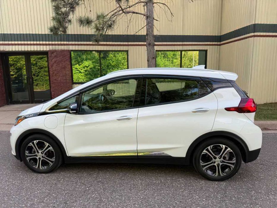 Chevrolet Bolt EV Premier      2021