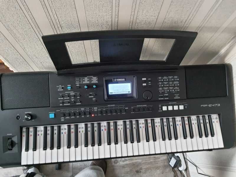 Instrument Yamaha PSR-E473