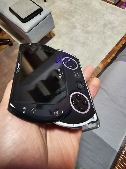 Sony PSP Go Desbloqueada Consola Portátil Imaculada