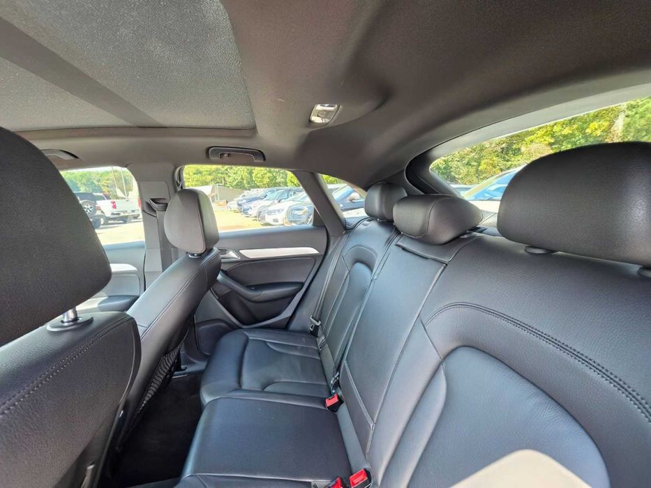 Audi Q3      2018