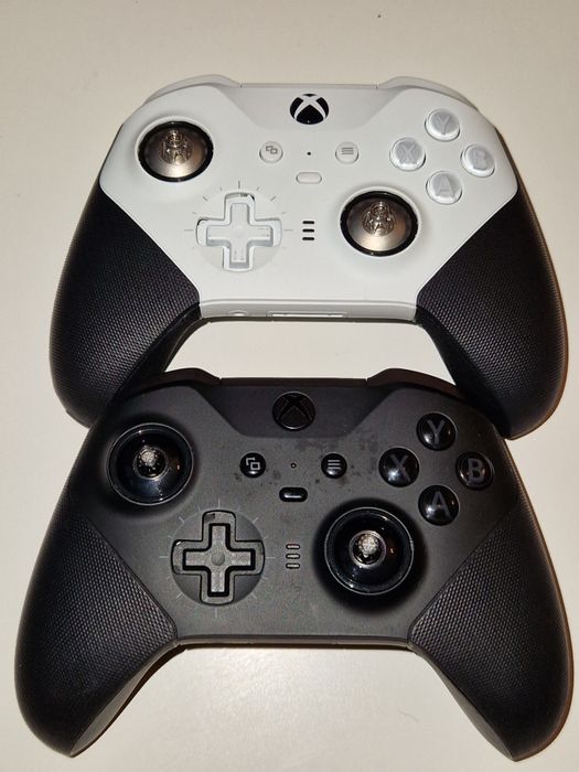 Pad Microsoft Xbox Elite Series 2 Bialy lub Czarny z akcesoriami