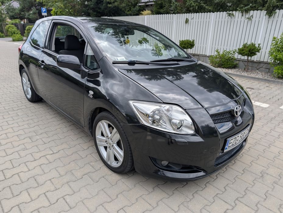 Toyota Auris Sport 2.2 177km Xenon Klima