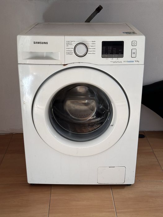 Máquina de Lavar Samsung 8kg – 100€ – Para Reparo