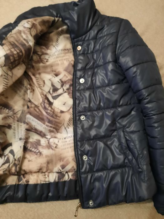 Куртка осіння розмір S (42)