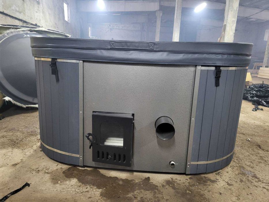 Чан на дровах з джакузі. Вуличне джакузі від виробника.