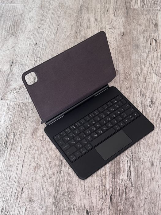 Клавіатура на ipad air 10.9/11