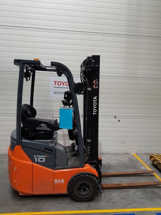 Toyota Bezpośrednio Od Dealera Mały Wózek Widłowy Toyota 7Fbest10