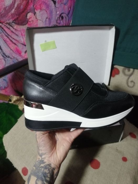 Снікерси жіночі Stilli