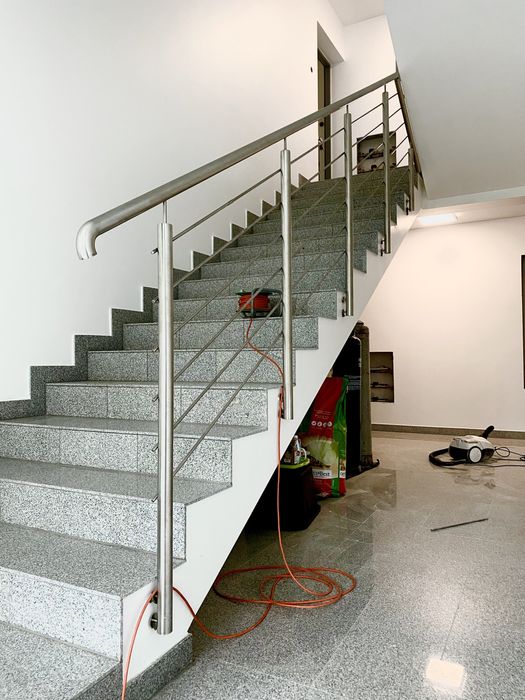 Balustrada spawana nierdzewna