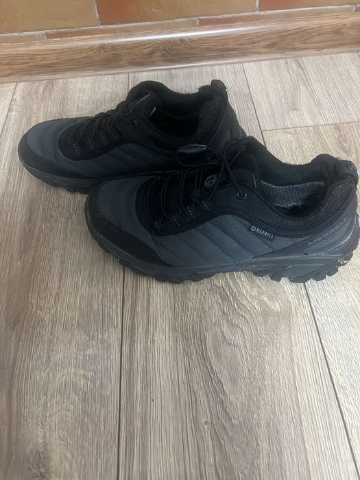 Чоловічі кросівки merrell