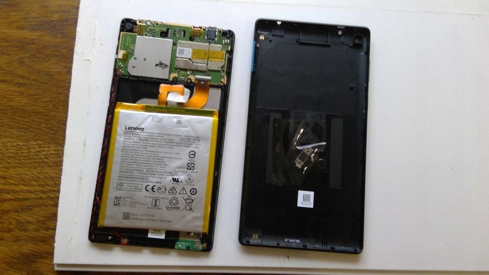 Tablet Lenovo TB-7304L L59