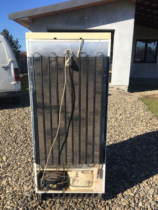 Морозильна камера AEG