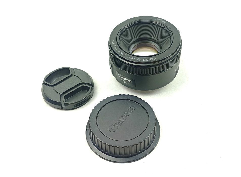 Світлосильний об'єктив Canon EF 50mm 1:1.8 STM (50мм, портретник)