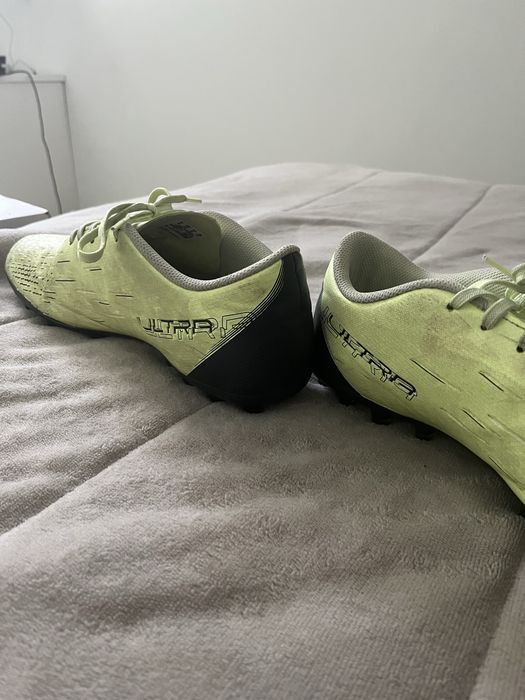 Chuteiras da puma - tamanho 42