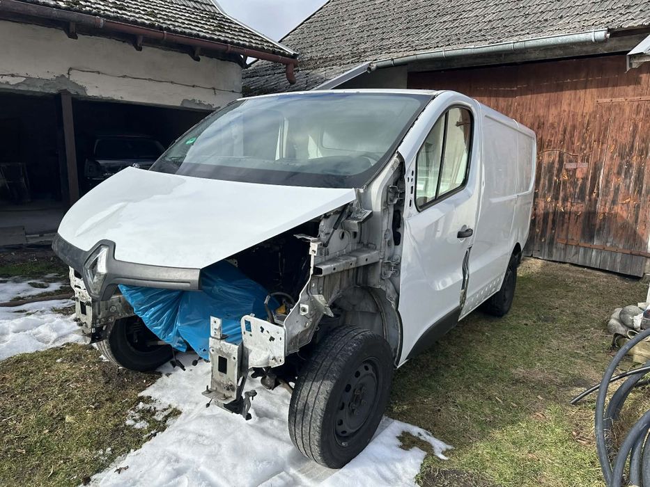 Trafic vivaro talento na czesci  cwiartka podłoga dach konsola  belka