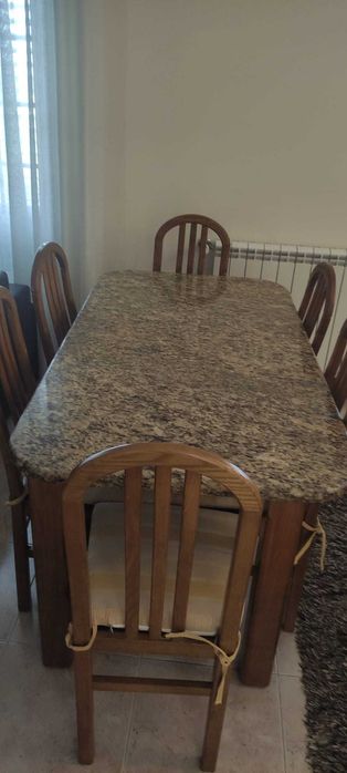 mesa cozinha com tampo de granito polido e 6 cadeiras incluidas