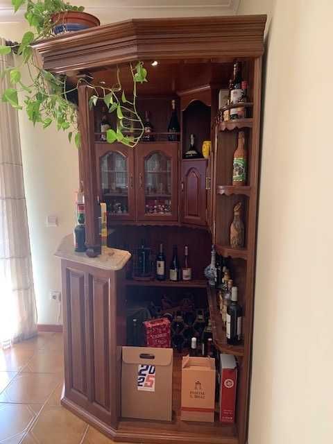 Móvel Bar eletrificado