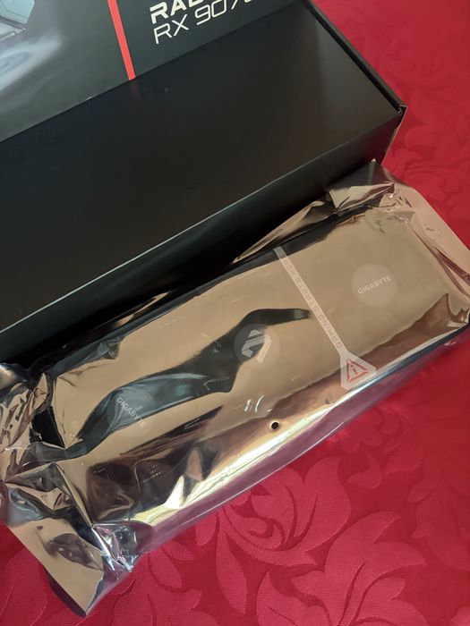 Gigabyte RX9070XT Gaming OC Nova