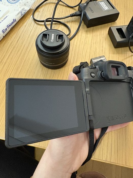 Canon EOS RP body + obiektyw Canon RF 50 mm 1.8 + gratisy