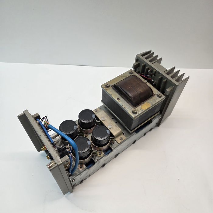 Quad 303 amplificador