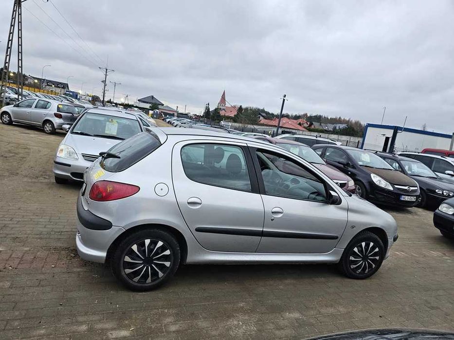 Peugeot 206, 2005r. 1.4 HDI diesel 68KM/Opłaty aktualne/2komplety opon