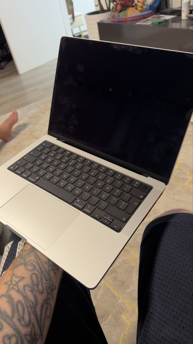 Apple Macbook 14 M4