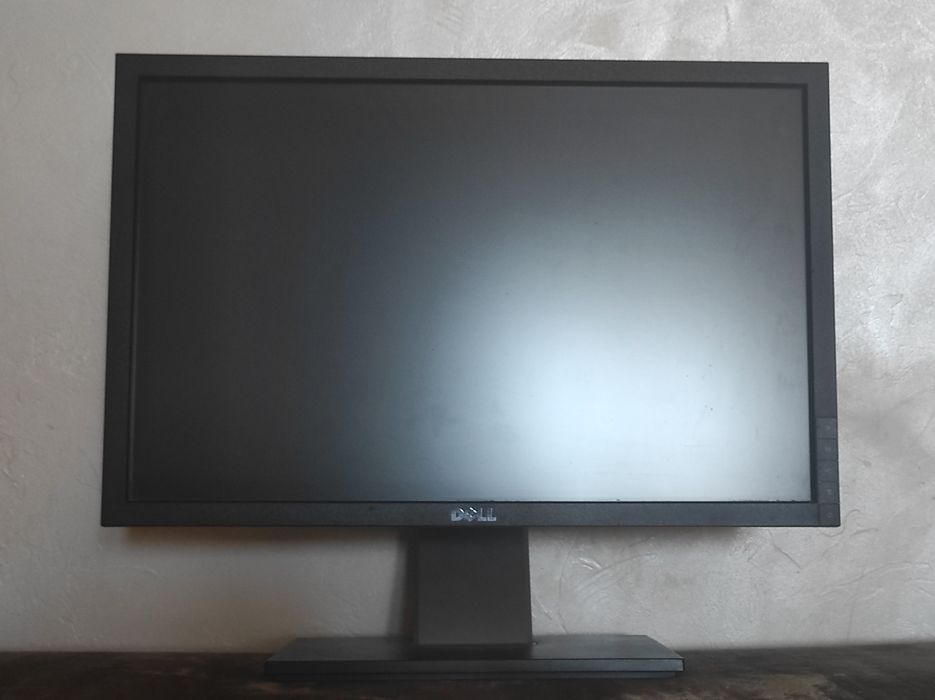 Монитор Dell 2209WA