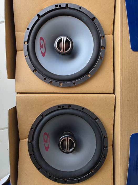 Sistema de som completo para carro