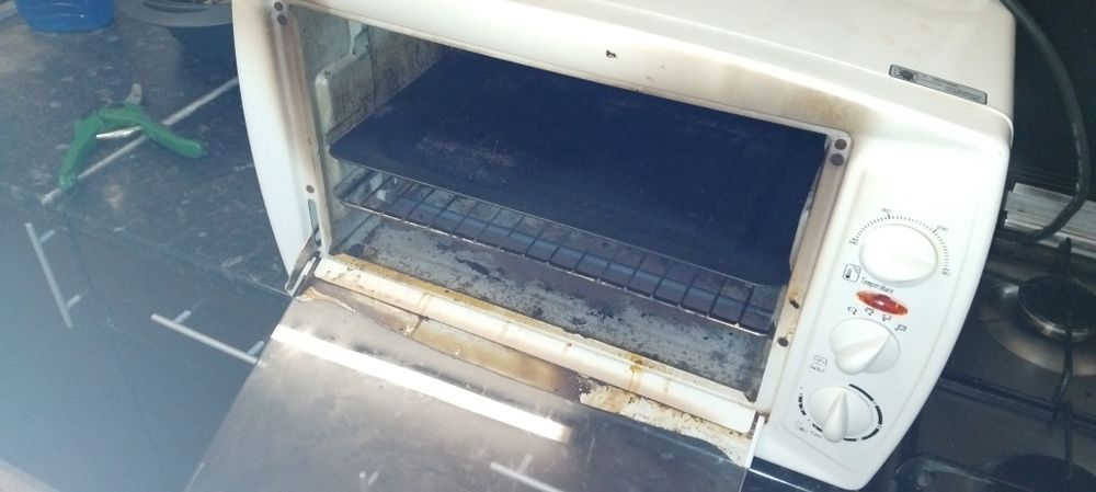 Forno eletrico funcional