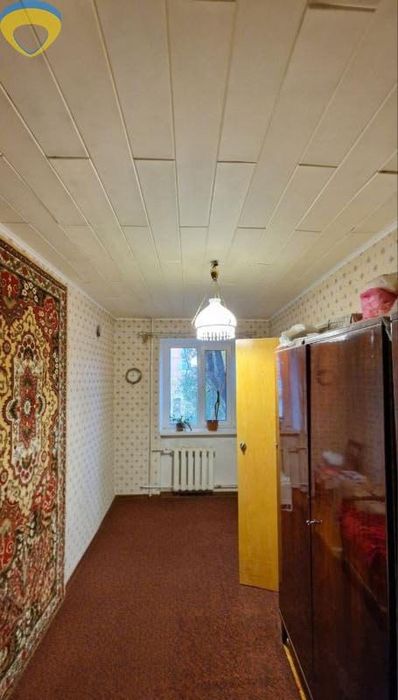 Продам 2 кімнатну квартиру на Черняховського