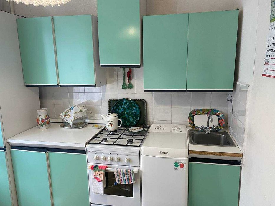 Без комісії. Печерськ, вул.М.Омеляновича-Павленка, продаж квартири.