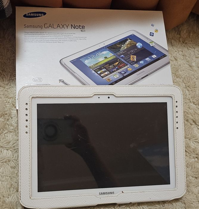Планшет Samsung  Galaxy  Note 10.1 64Гб