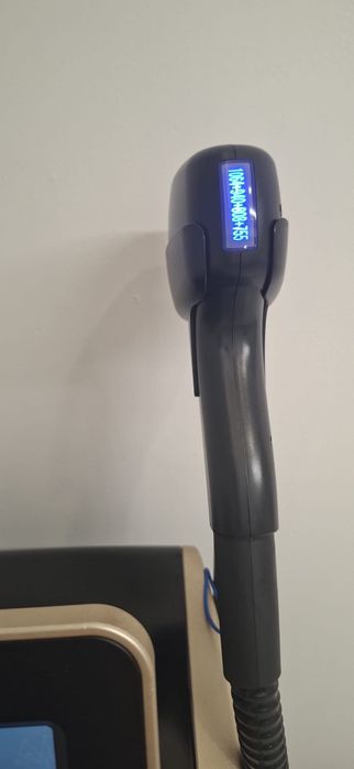 Maquina de depilação a laser (acompanha carrinho)