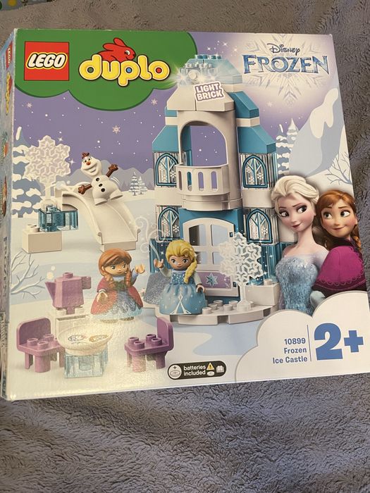 Lego Duplo 10899 Zamek z Krainy Lody Frozen Ice Castle