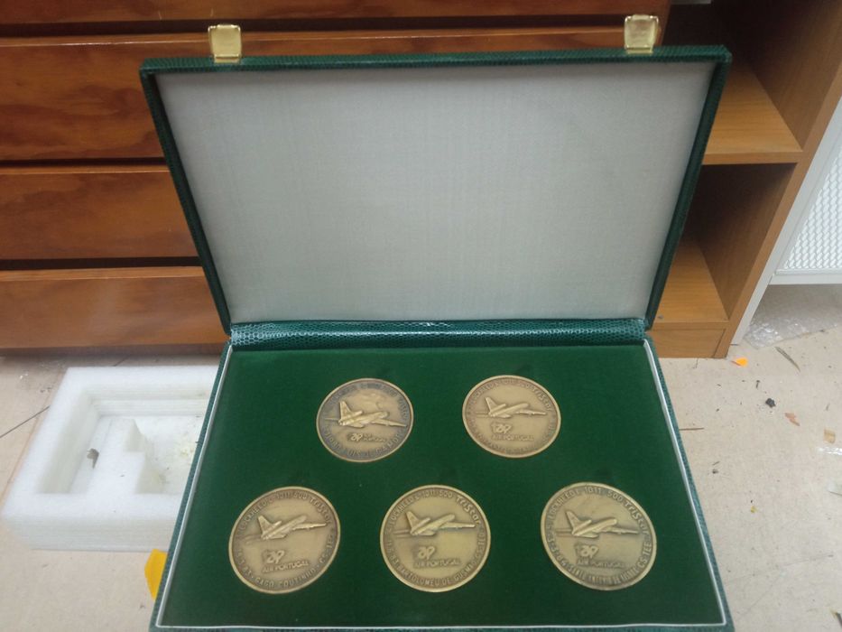 Medalhas Comemorativas TAP LOCKHEED 1011