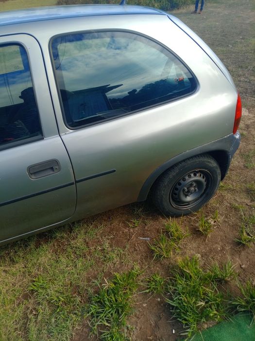 Opel corsa B gasolina — photo 4