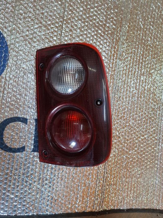 2 Farolins tras Originais  esq° e Drt° Land rover frilanderR FriLander