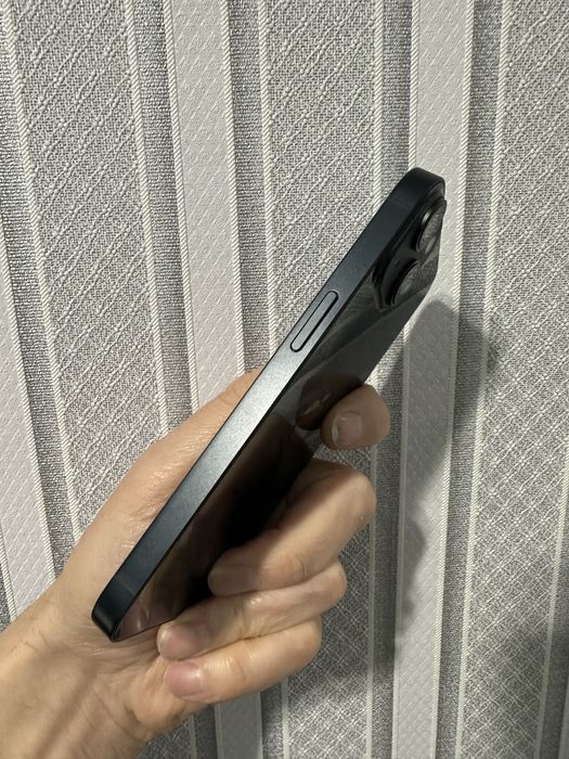 Apple iPhone 14 128 gb. Неверлок, акб 100%