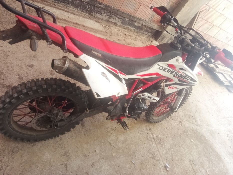 Cross Enduro 150 cc Defender