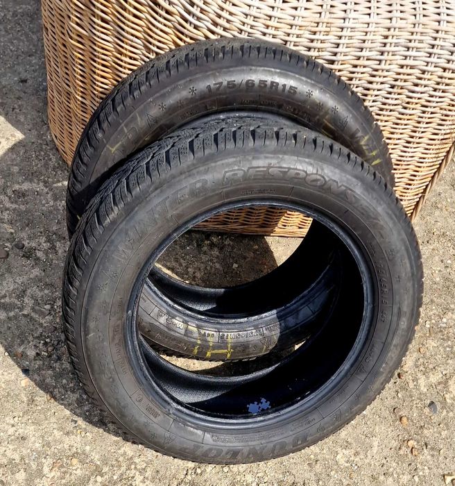 Opony zimowe dunlop r15 175/65 dwie sztuki