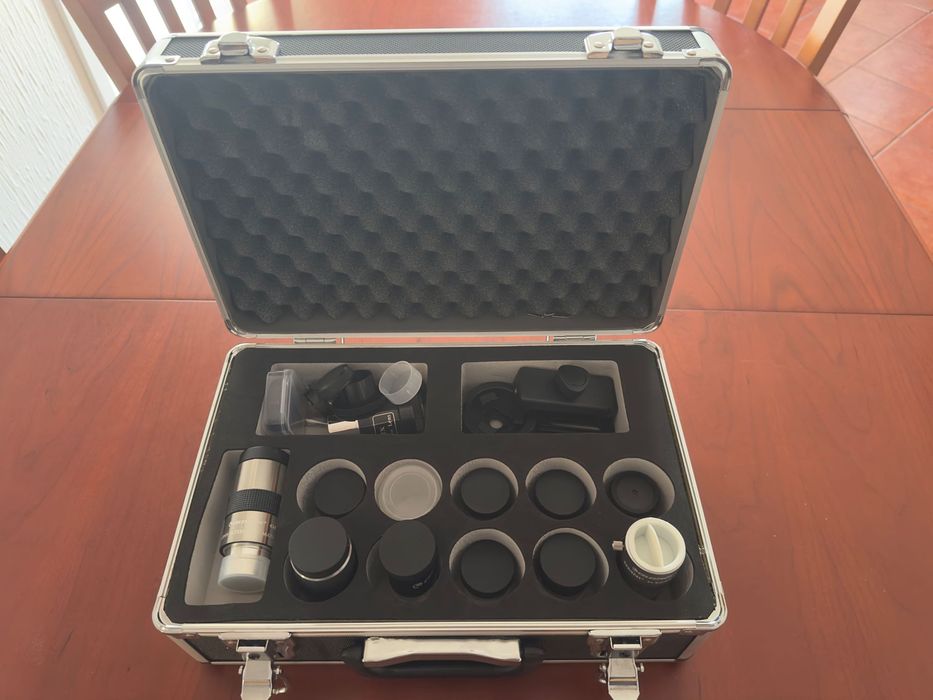 Telescópio celestron StarSense Explorer LT