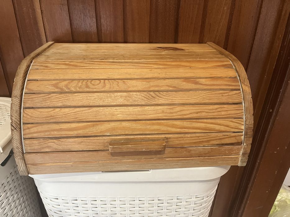 Caixa para guardar pão