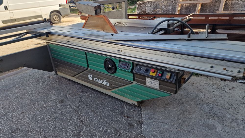 Esquadrejadora casoline carro 3200 subida e descida eletrica