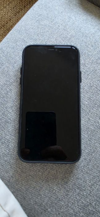 Iphone  11 em bom estado