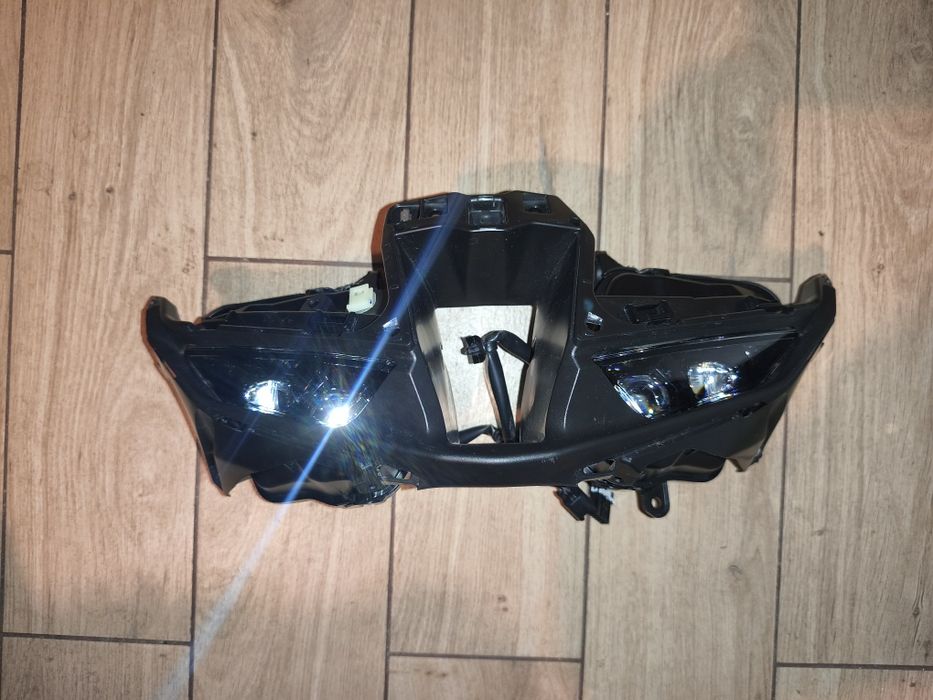 Honda CBR 600rr pc69 lampa reflektor