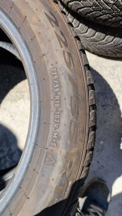 À venda vários pneus em excelente estado r15 r16